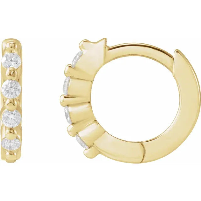 Pendientes Huggie con Diamantes Naturales 1/10 CTW en Oro Amarillo 14K