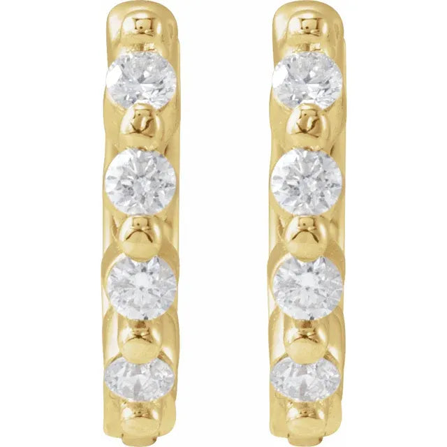 Pendientes Huggie con Diamantes Naturales 1/10 CTW en Oro Amarillo 14K